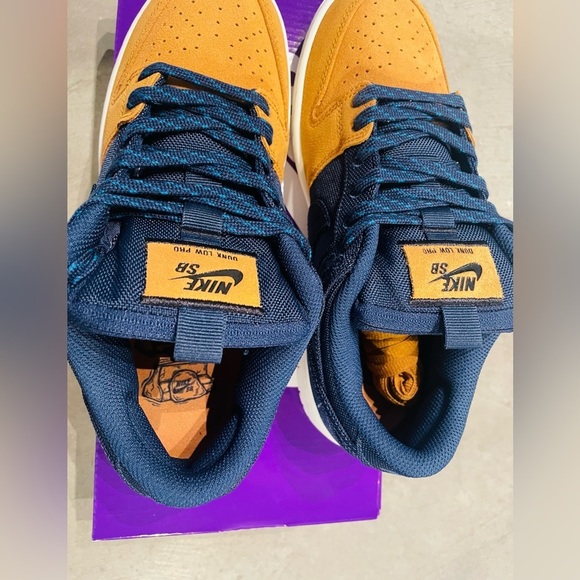 Nike Dunk Low SB 'Navy Desert Ochre' DX6775-400 size 7 Men - Picture 5 of 7